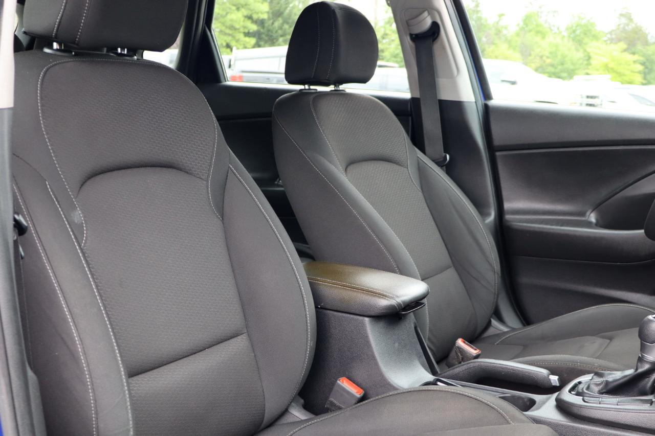 Hyundai Elantra GT Base 6A 2019