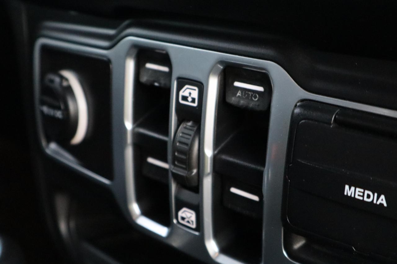 2018 Jeep All-New Wrangler Unlimited Sport S - Photo 30