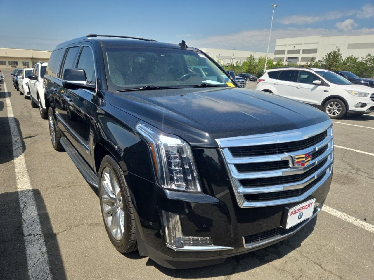 Cadillac Escalade ESV 4WD 4dr Premium Luxury 2017
