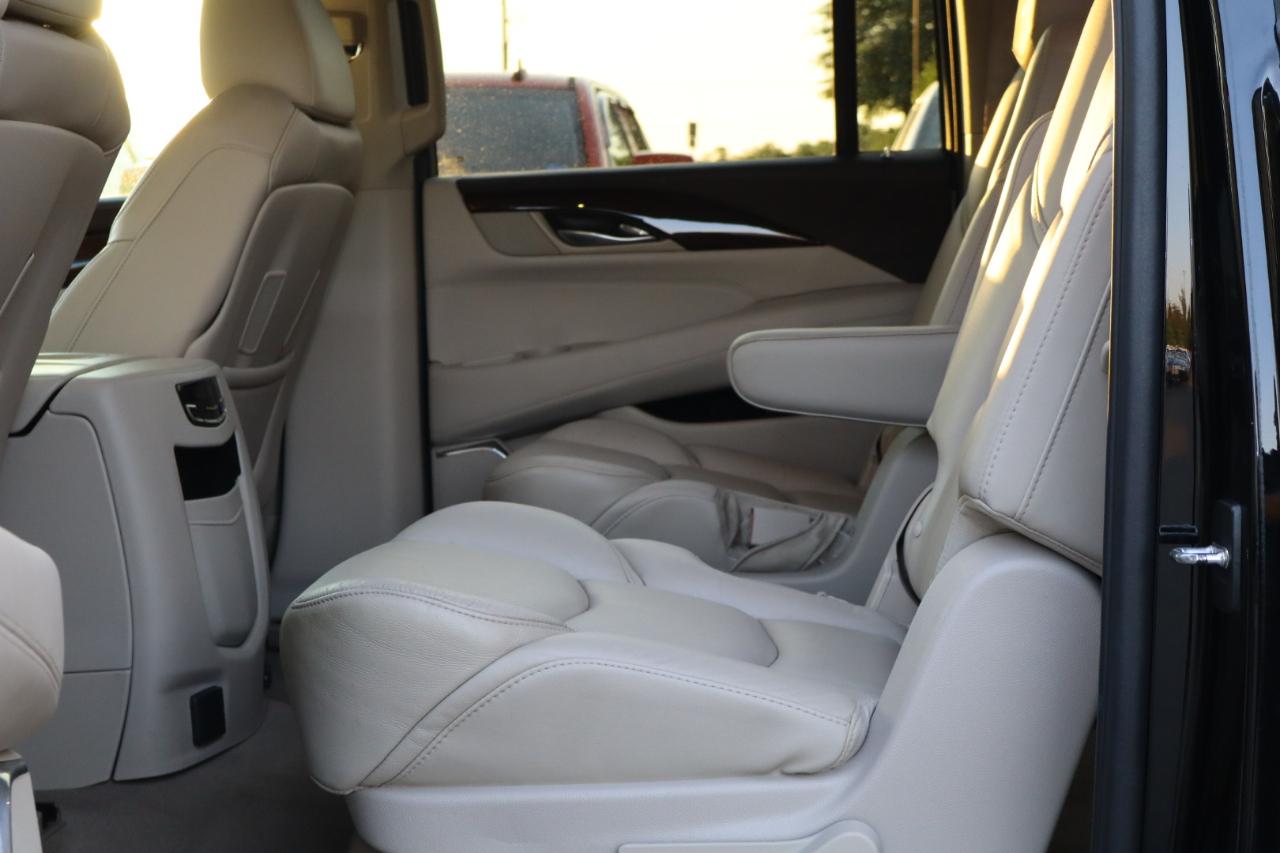 Cadillac Escalade ESV 4WD 4dr Premium Luxury 2017