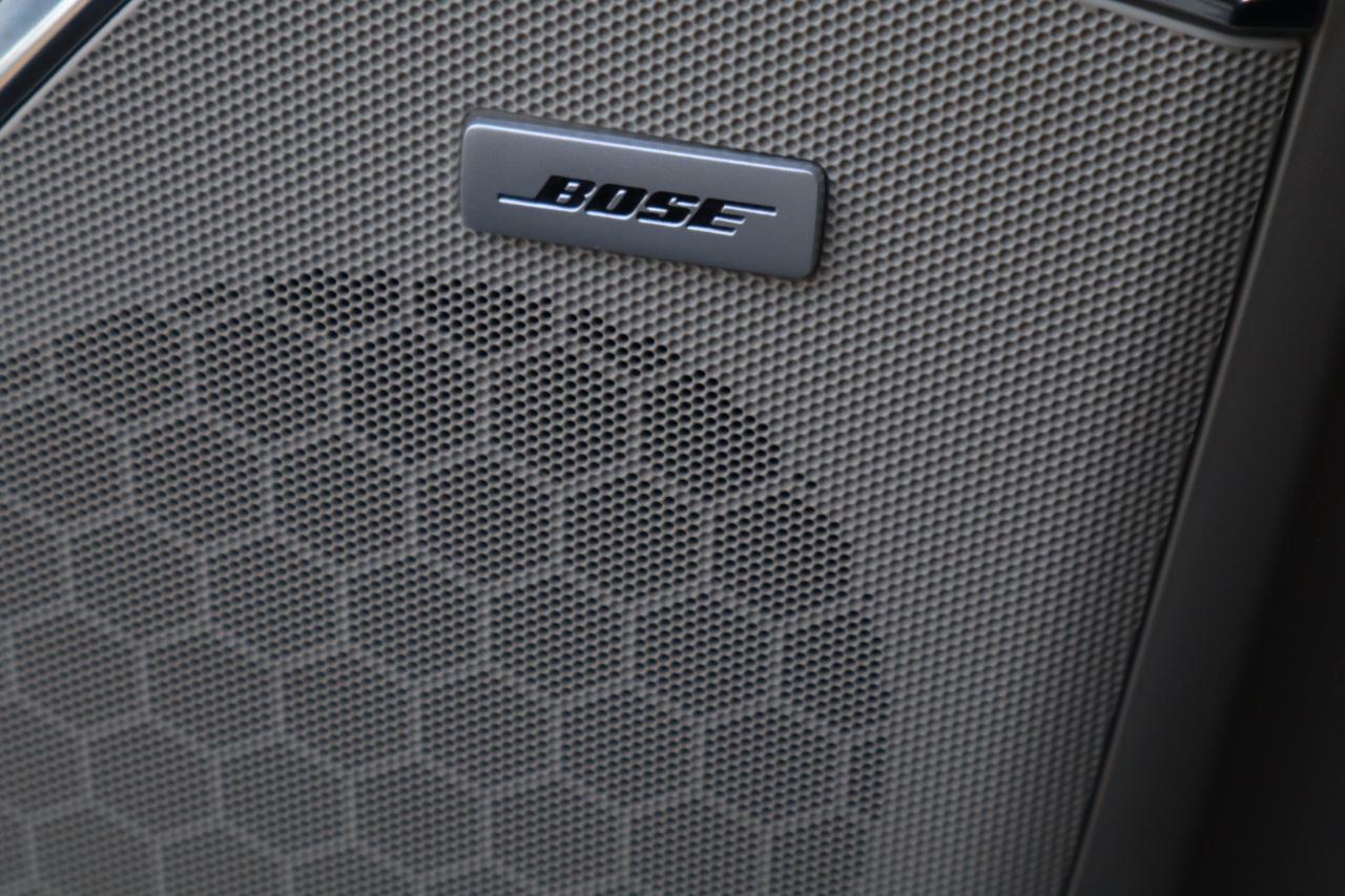 Cadillac Escalade ESV 4WD 4dr Premium Luxury 2017
