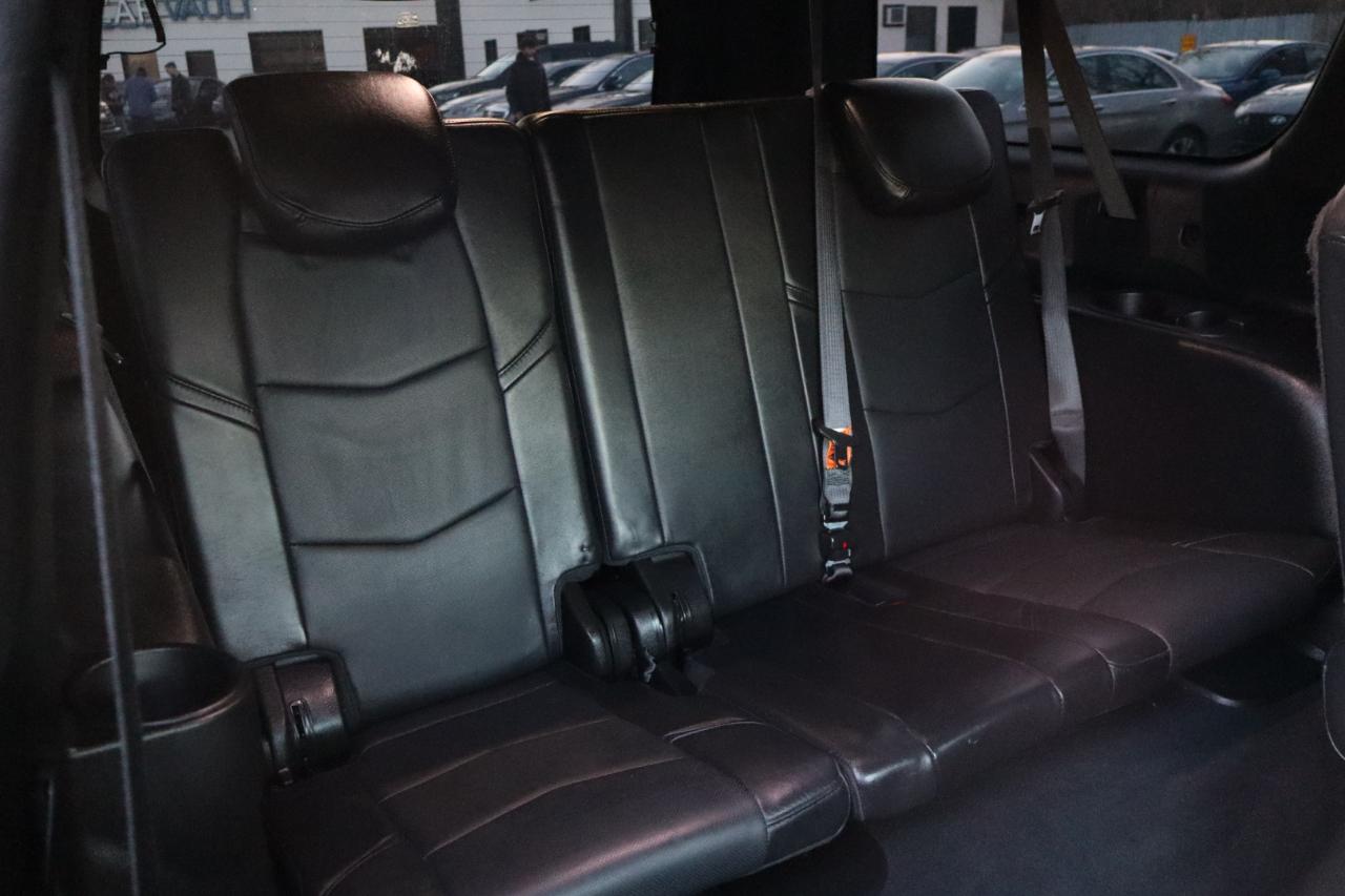 Cadillac Escalade ESV Platinum 4WD 2019
