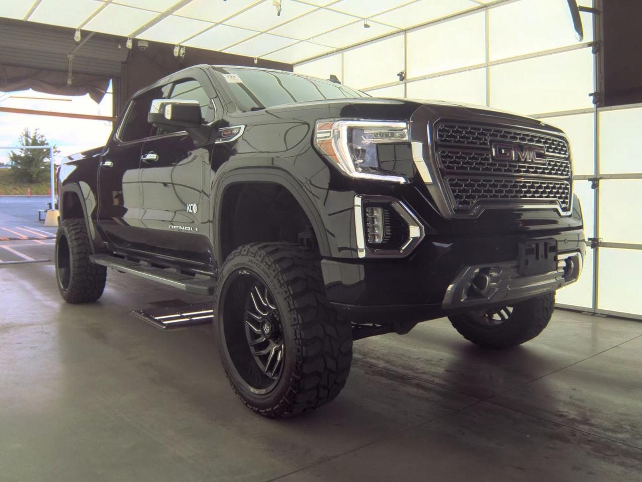 GMC Sierra 1500 Denali Crew Cab 4WD 2021