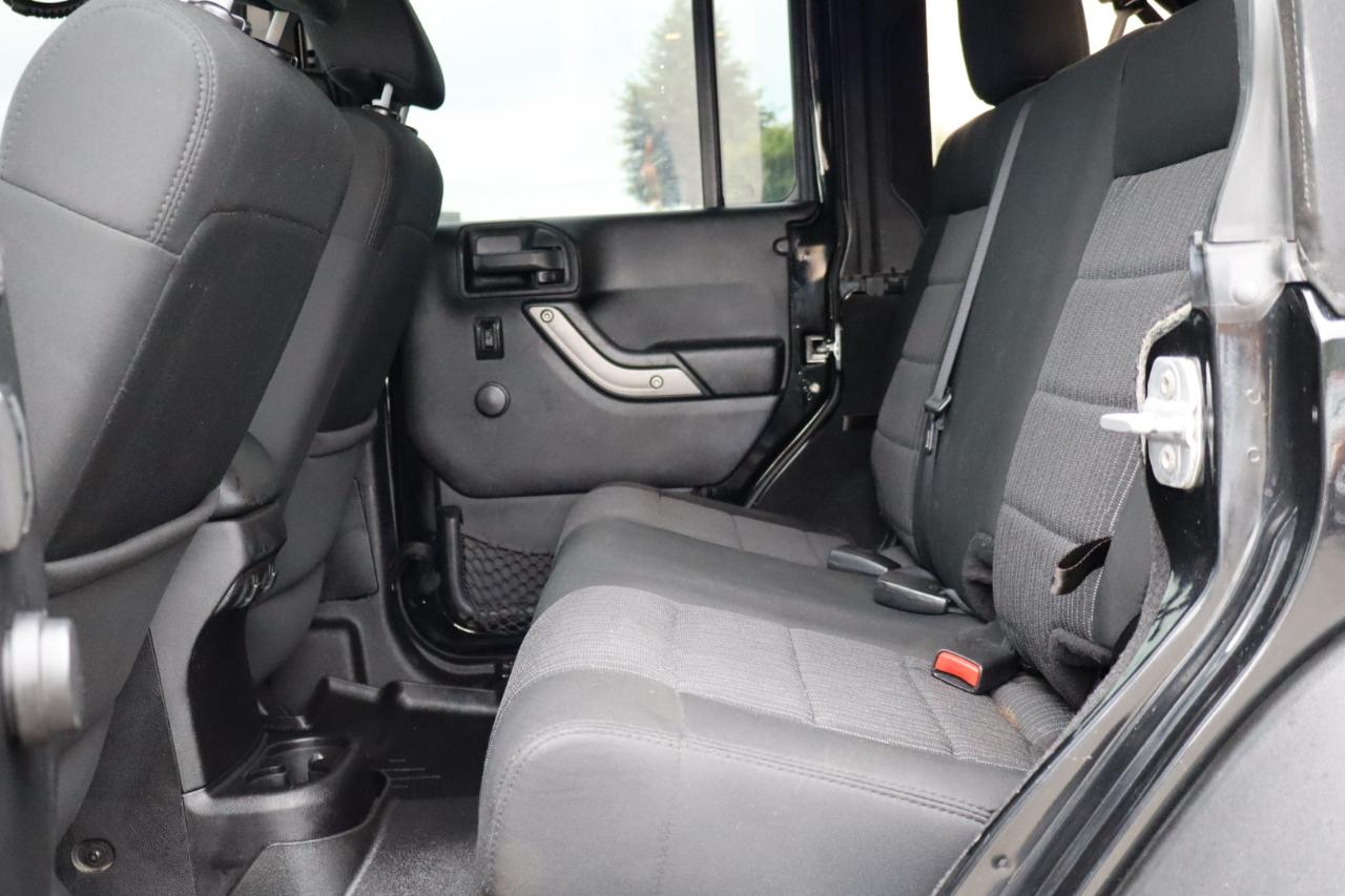 Jeep Wrangler Unlimited Sport 4WD 2012
