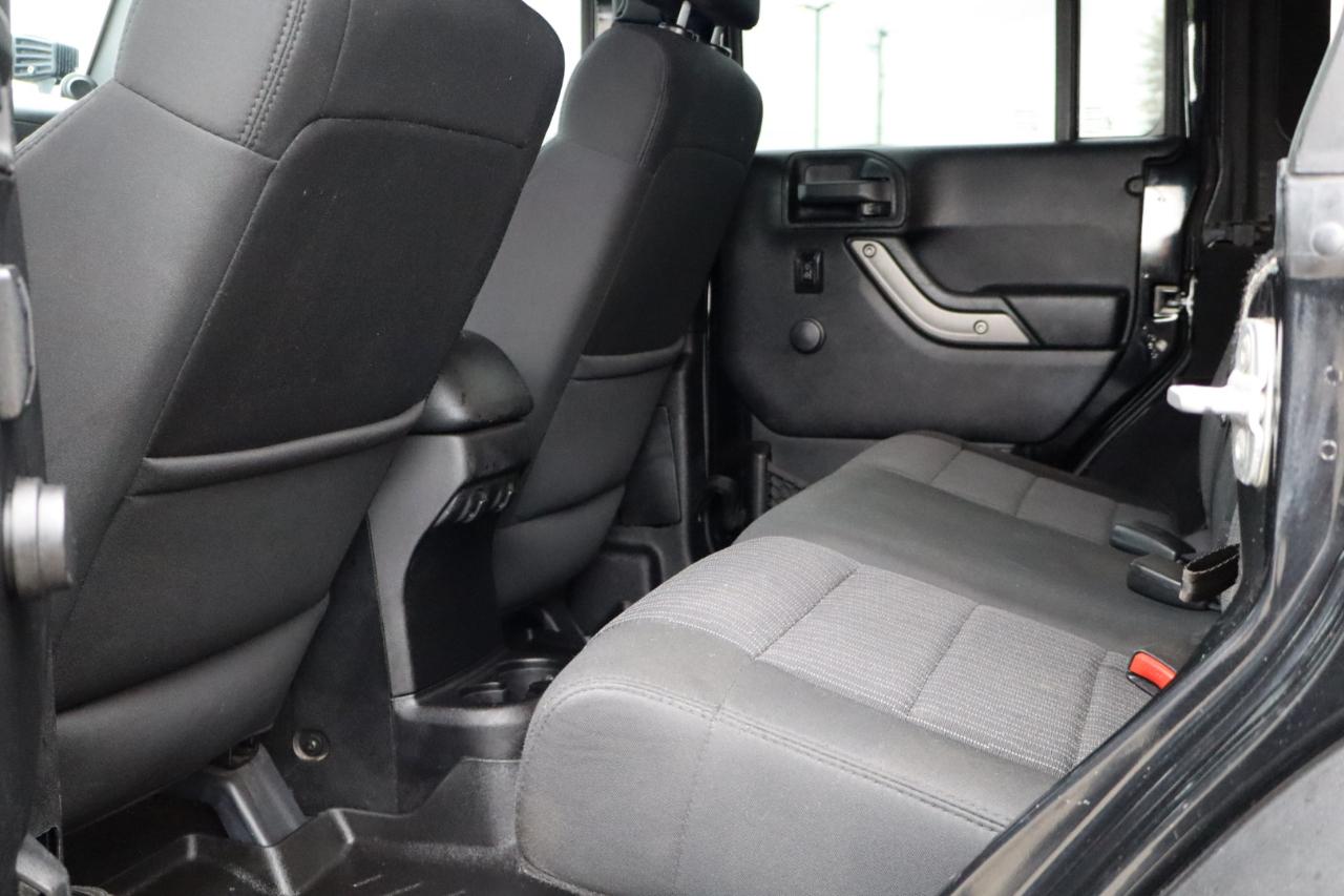 Jeep Wrangler Unlimited Sport 4WD 2012