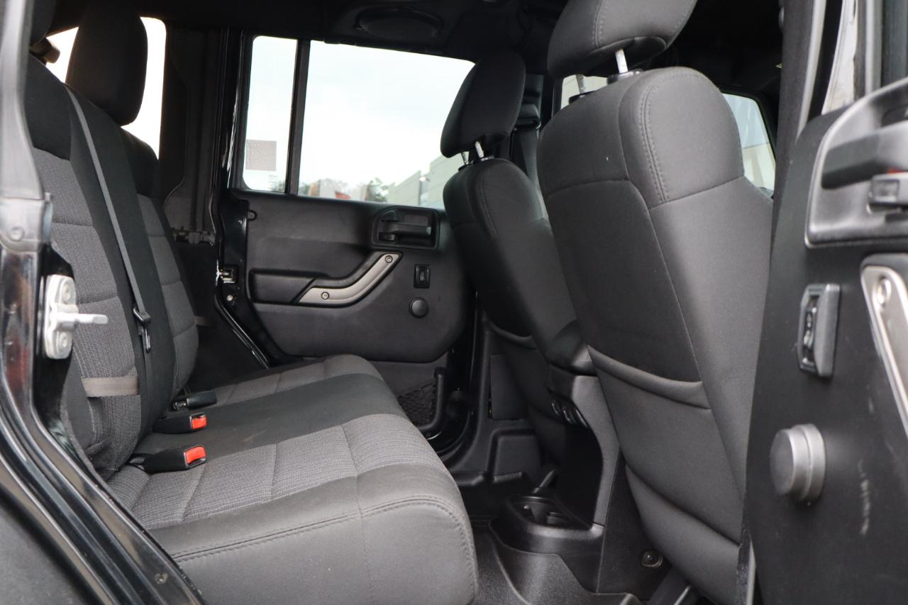 Jeep Wrangler Unlimited Sport 4WD 2012