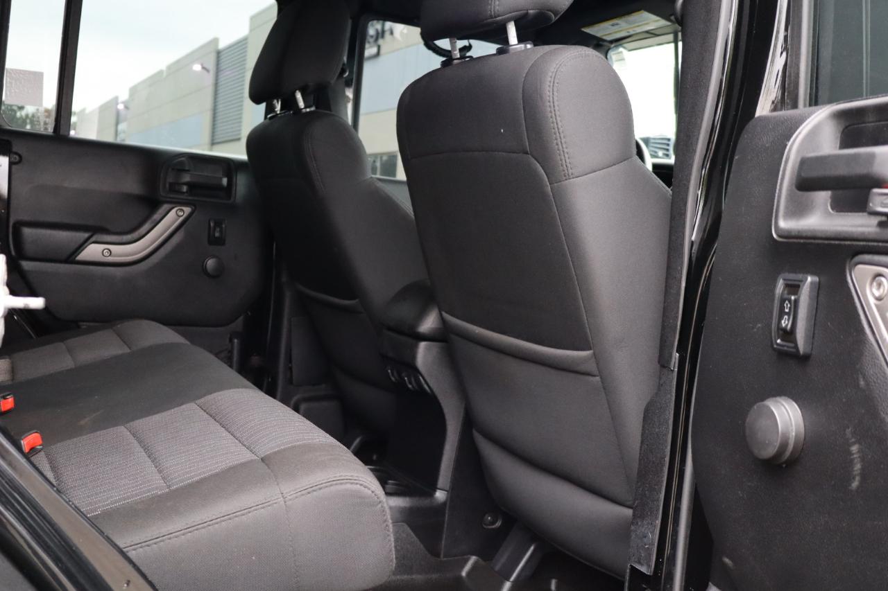Jeep Wrangler Unlimited Sport 4WD 2012