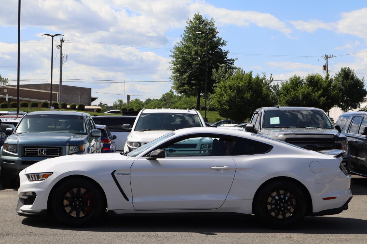 Ford Shelby GT350  2017