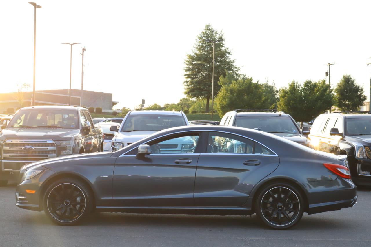 Mercedes-Benz CLS-Class CLS550 4MATIC 2012