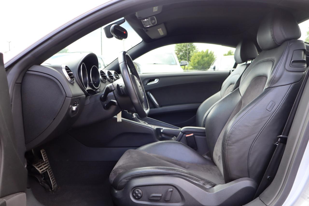 Audi TT 2.0T Coupe quattro S tronic 2015
