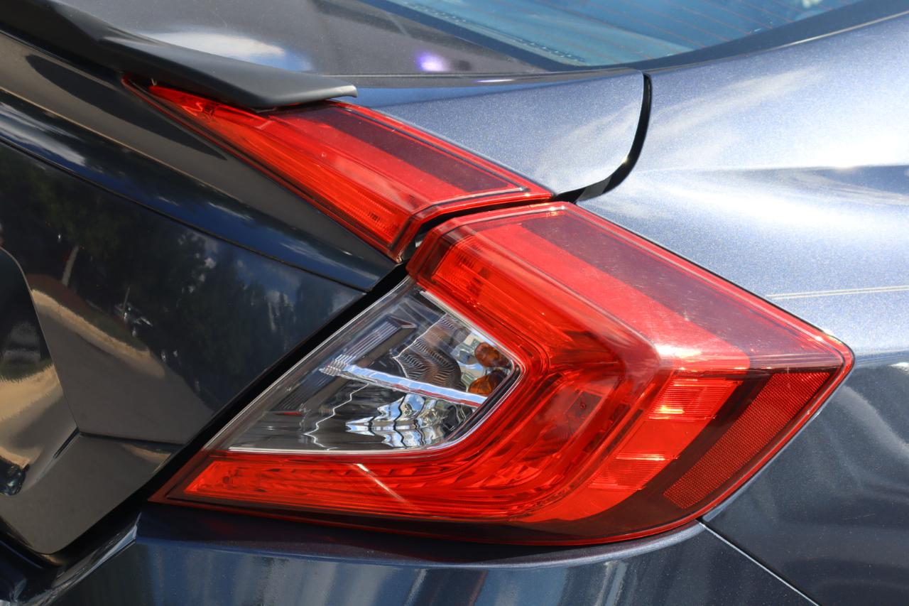 Honda Civic LX Sedan CVT 2017