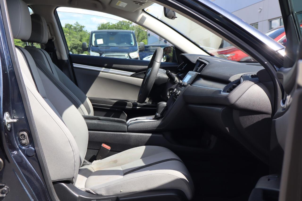 Honda Civic LX Sedan CVT 2017