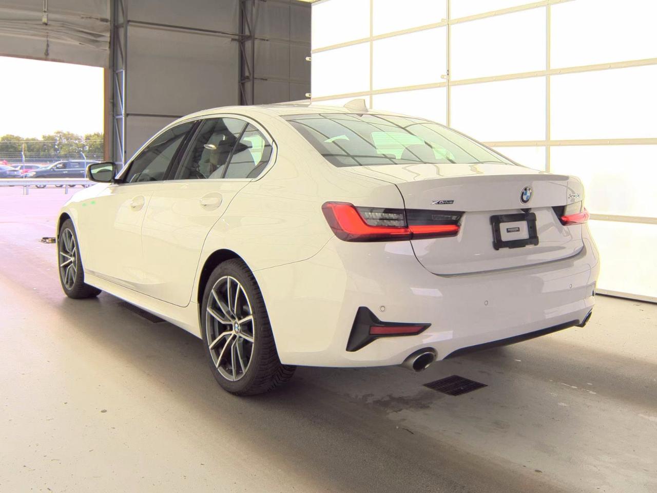 BMW 3-Series 330i xDrive 2019