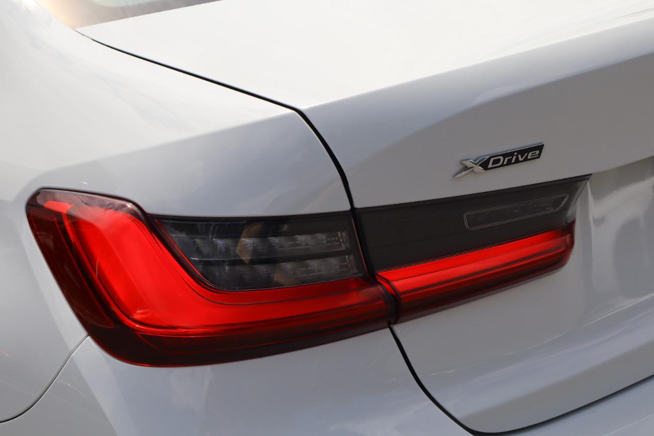 BMW 3-Series 330i xDrive 2019