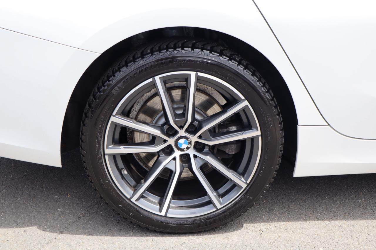 BMW 3-Series 330i xDrive 2019