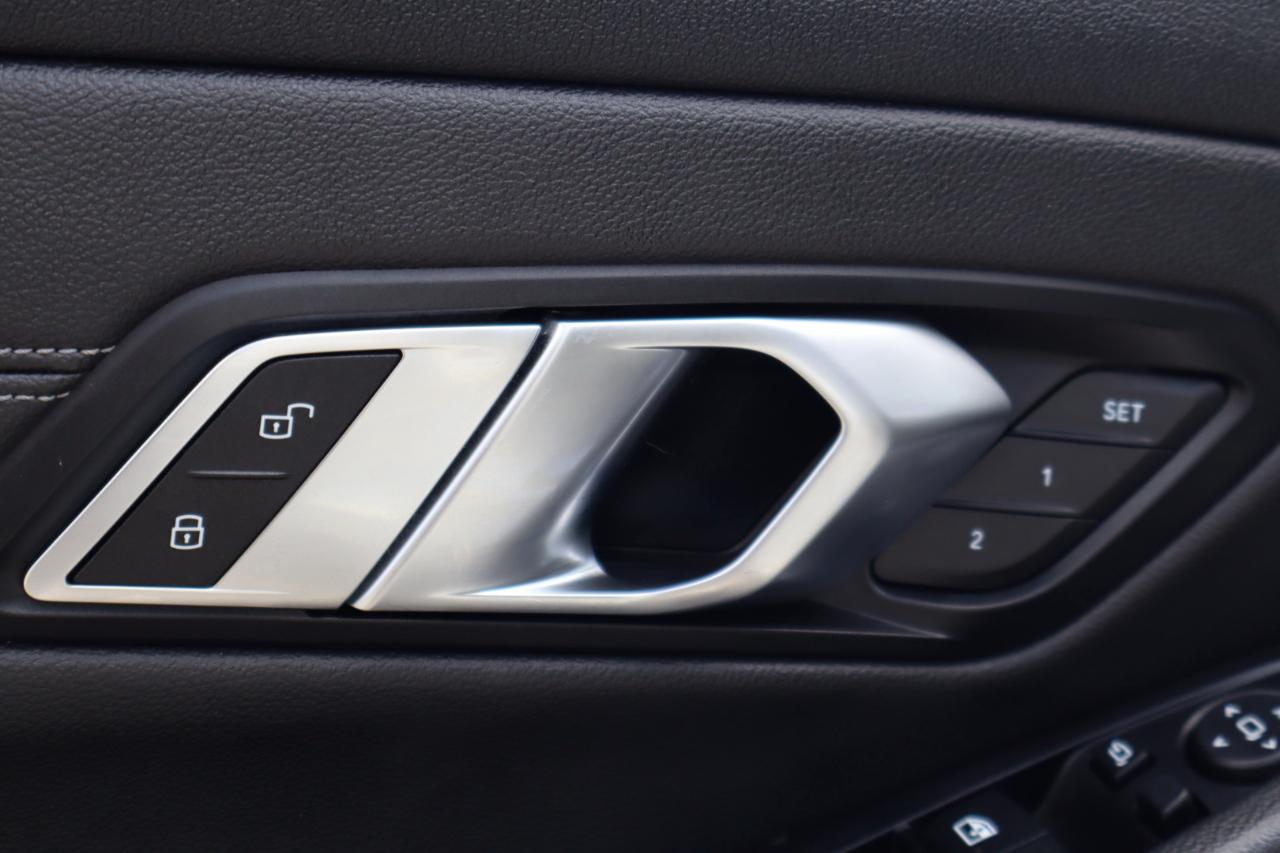 BMW 3-Series 330i xDrive 2019