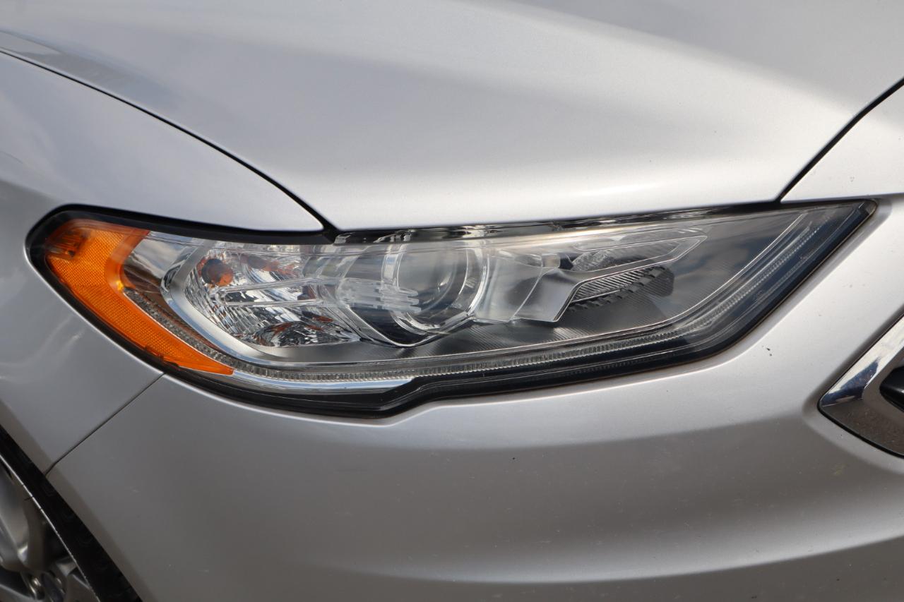 Ford Fusion Hybrid SE 2017
