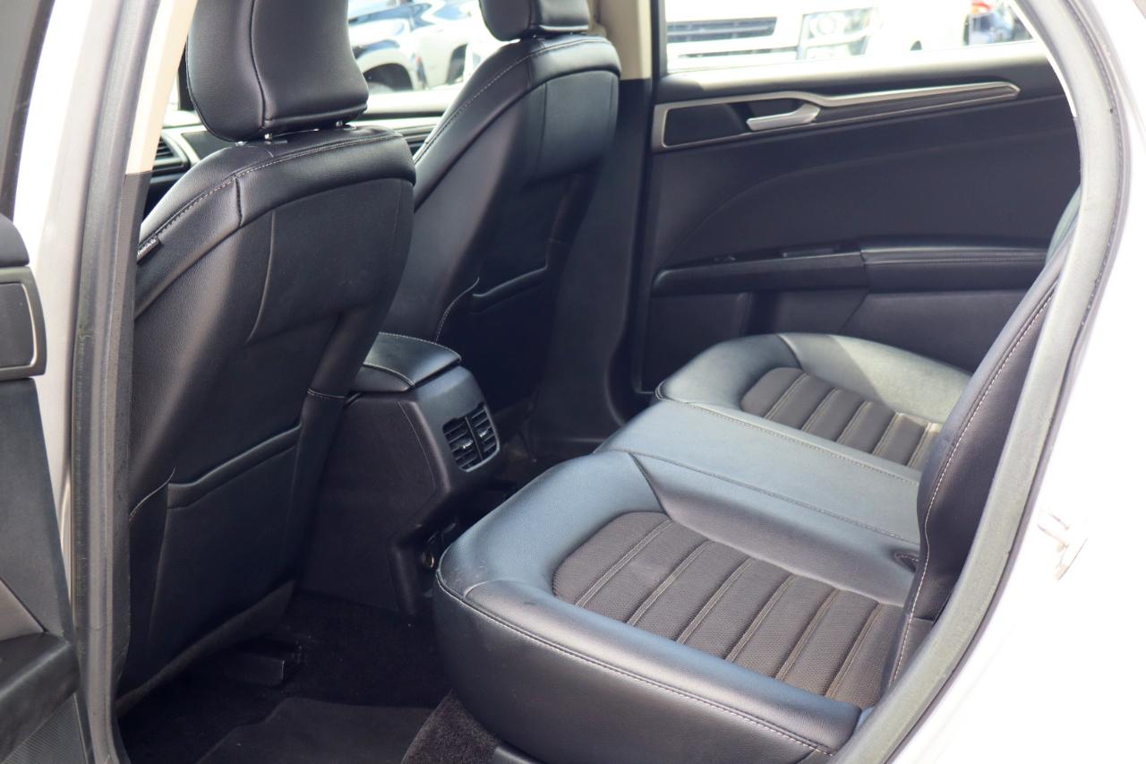 Ford Fusion Hybrid SE 2017