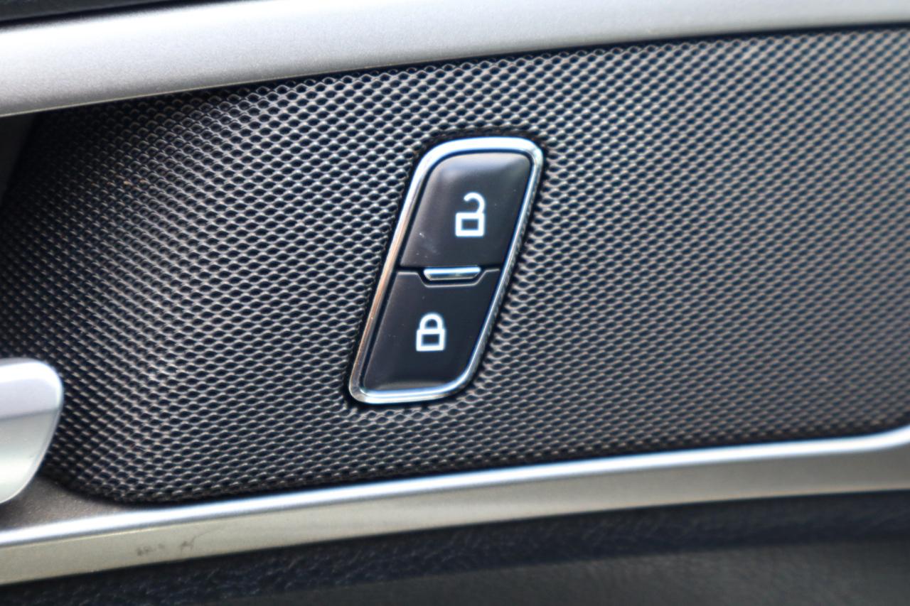 Ford Fusion Hybrid SE 2017