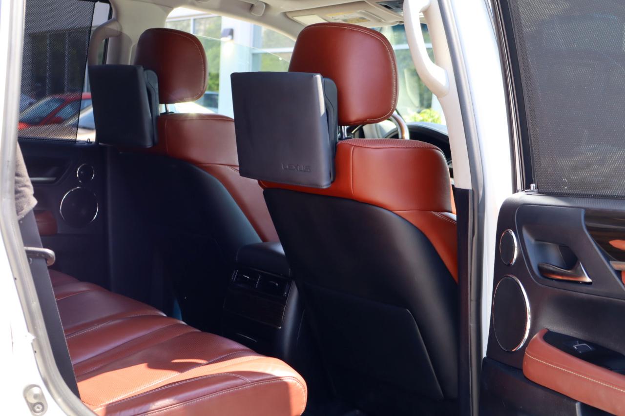 Lexus LX 570 4D SUV AWD w/3-Row 2018