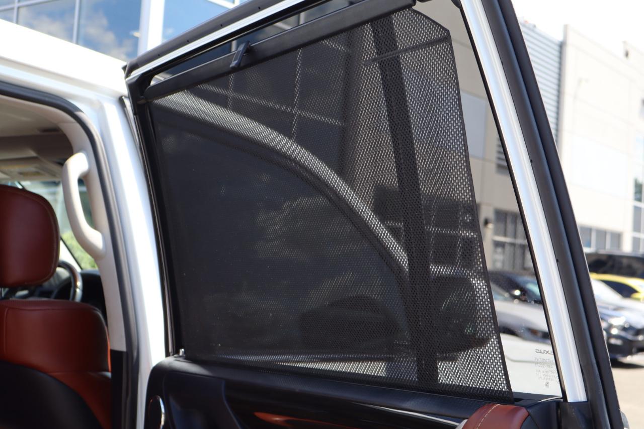 Lexus LX 570 4D SUV AWD w/3-Row 2018