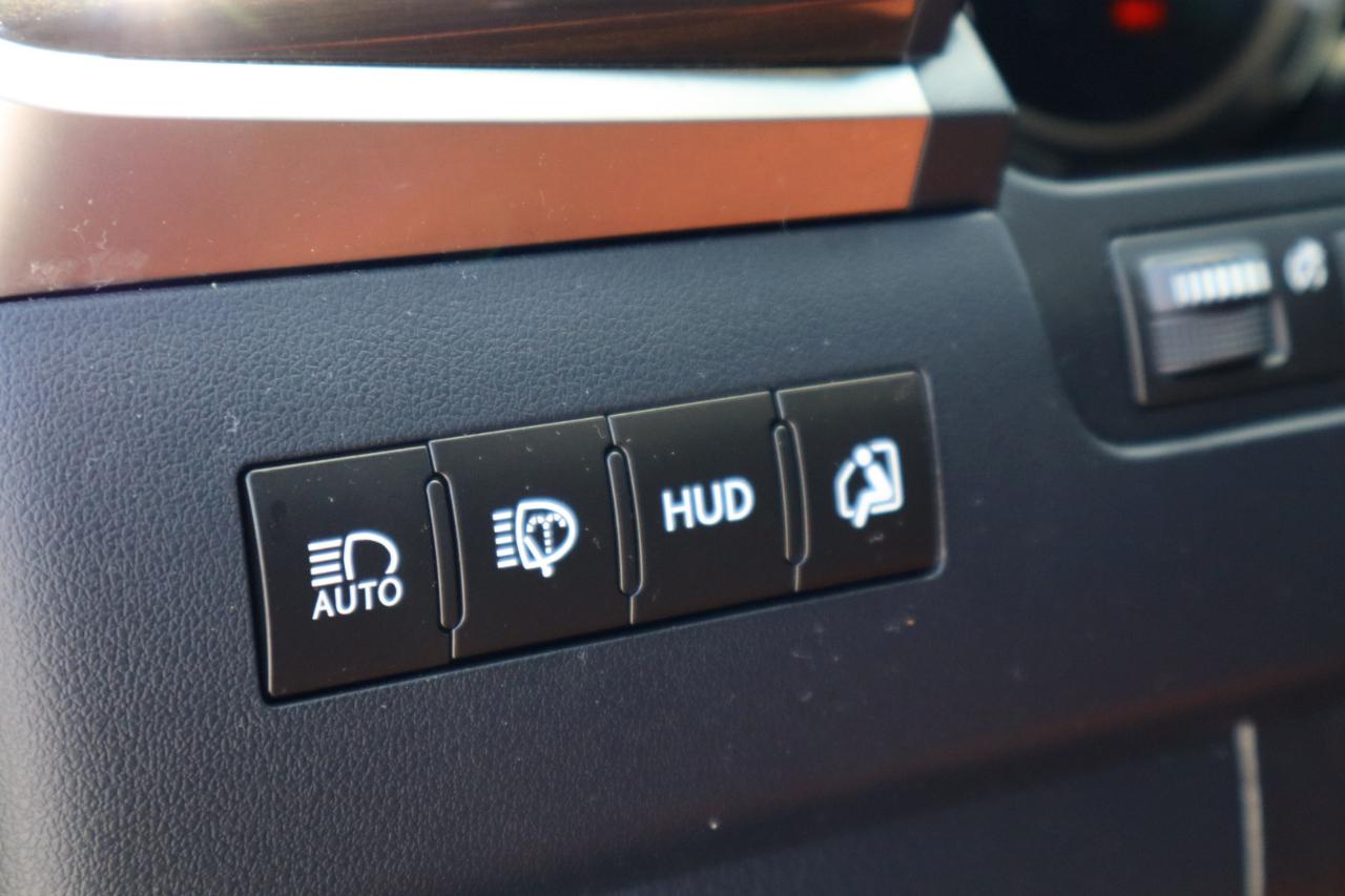 Lexus LX 570 4D SUV AWD w/3-Row 2018