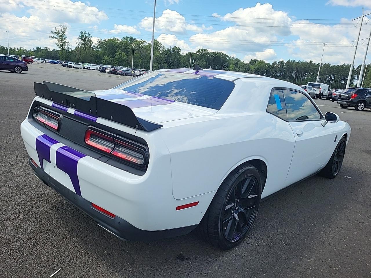 Dodge Challenger R/T Scat Pack Coupe 2018