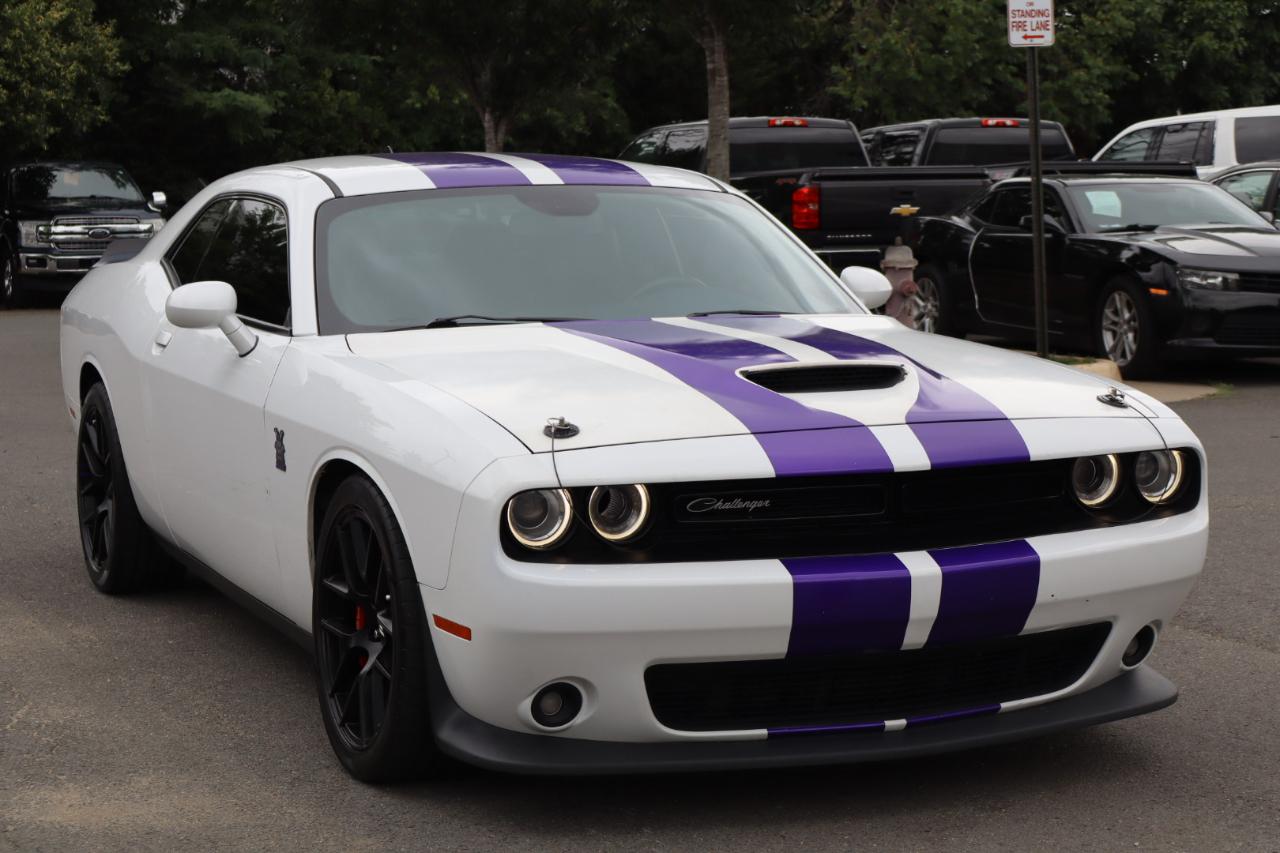 Dodge Challenger R/T Scat Pack Coupe 2018