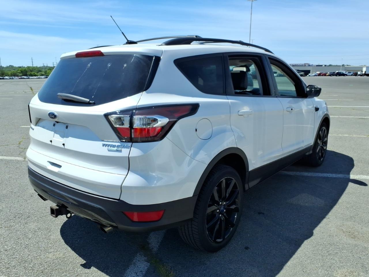 Ford Escape Titanium AWD 2017
