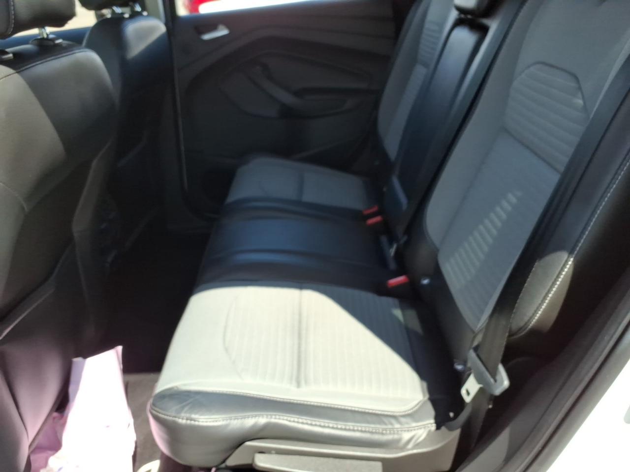 Ford Escape Titanium AWD 2017