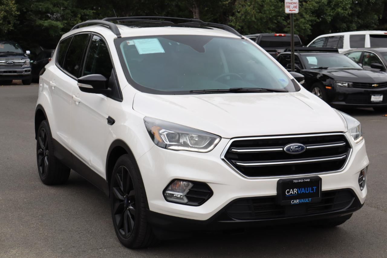 Ford Escape Titanium AWD 2017