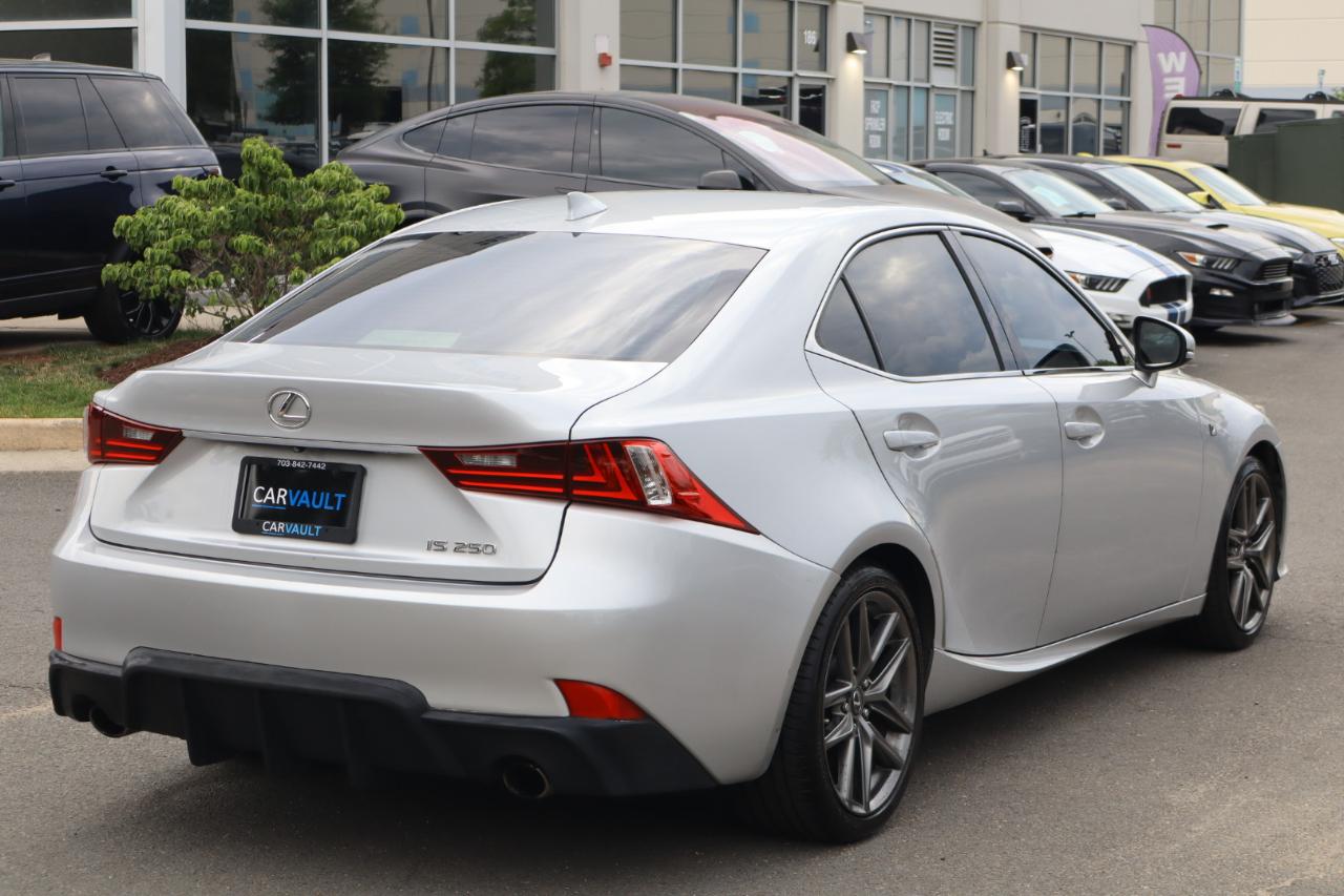 Lexus IS  2014