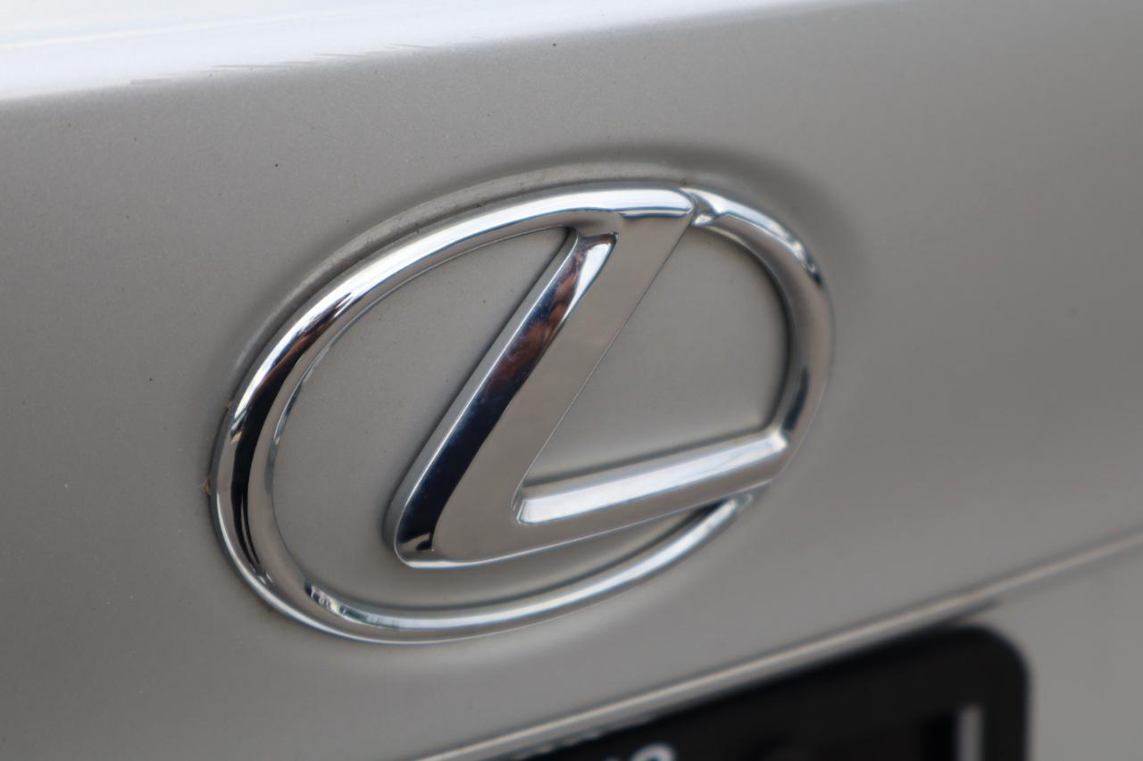 Lexus IS  2014
