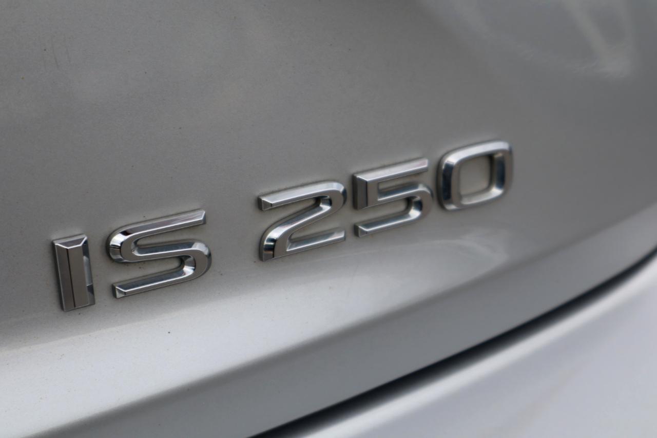 Lexus IS  2014