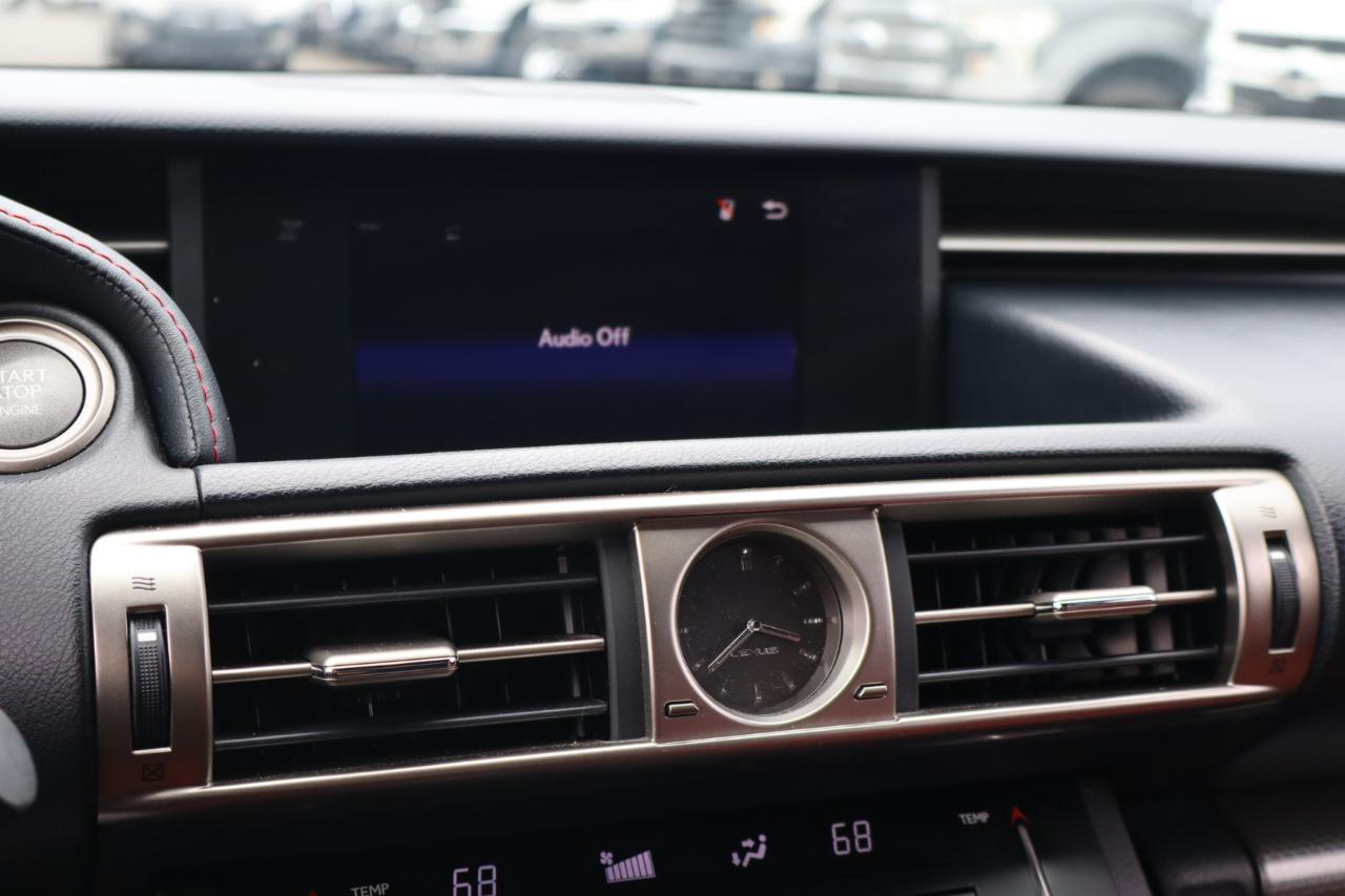 Lexus IS  2014