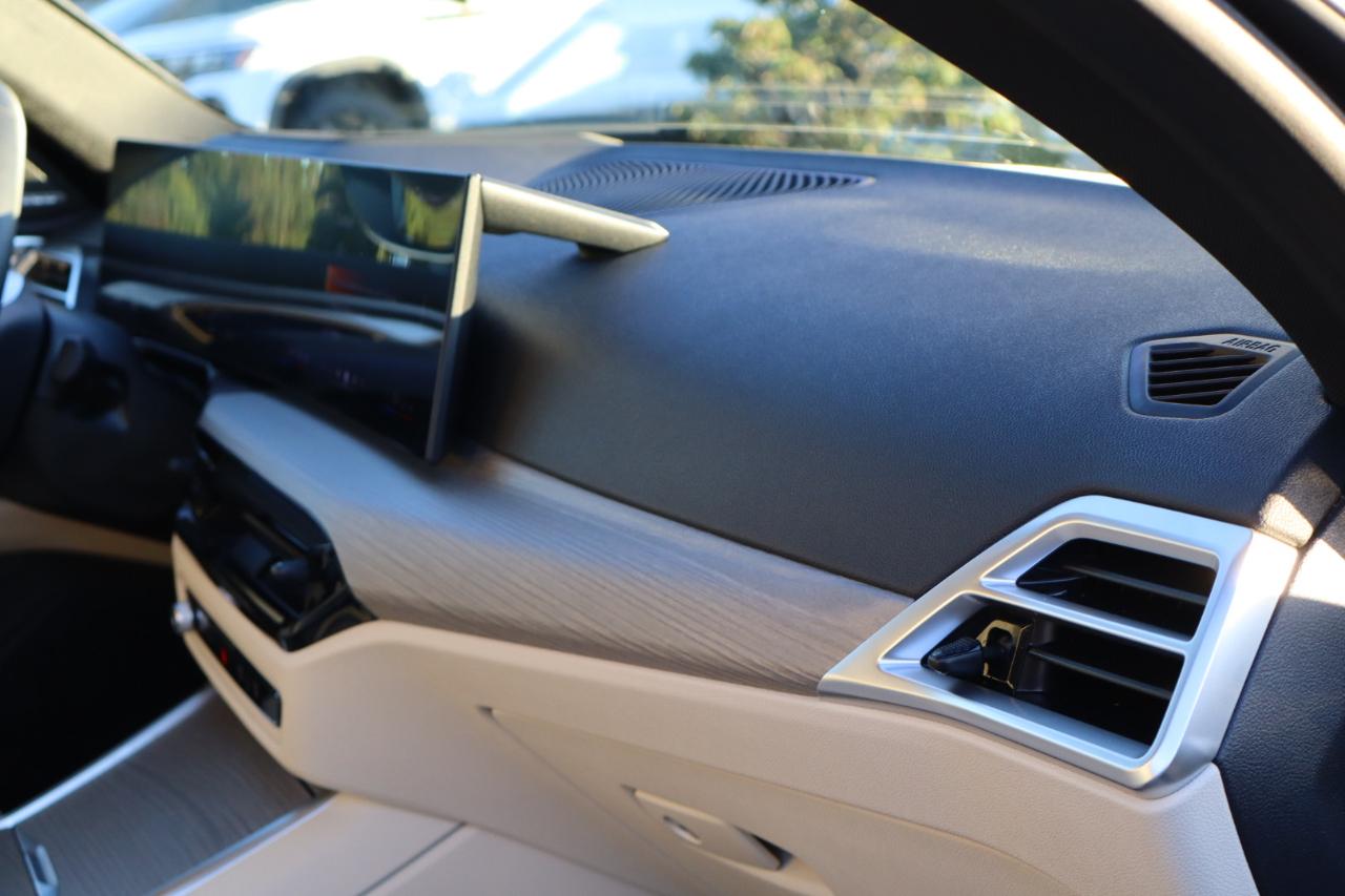 BMW i4 xDrive40 2025