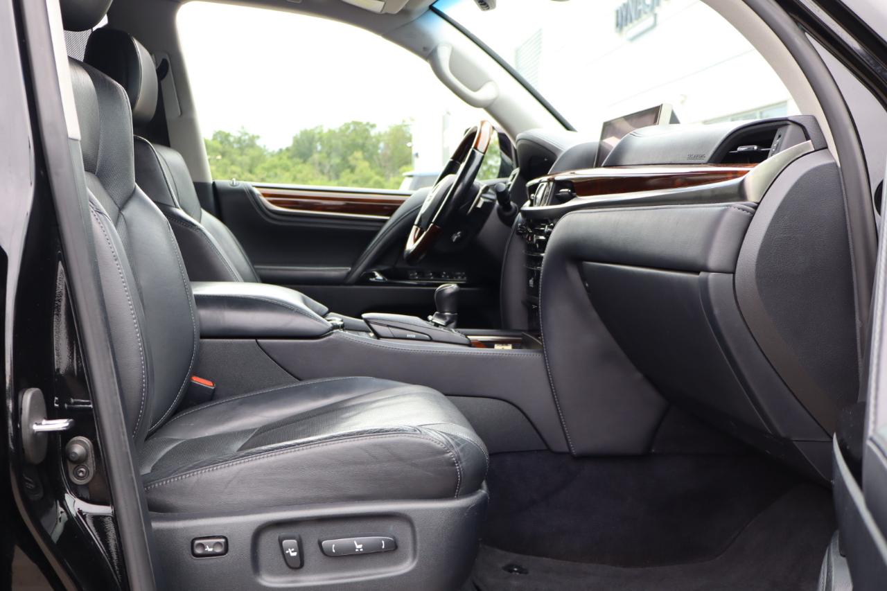Lexus LX 570 Sport Utility 2017