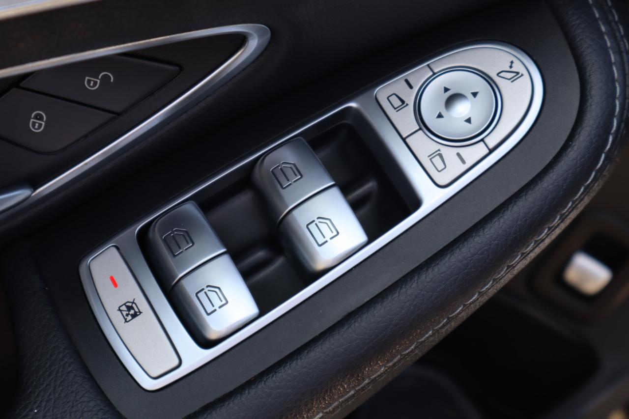 Mercedes-Benz C Class C300 2018
