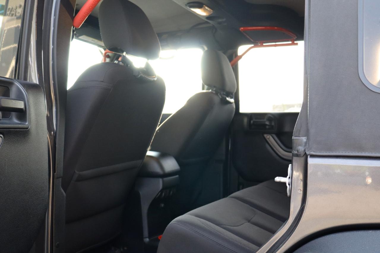 Jeep Wrangler Unlimited Sport 4WD 2016