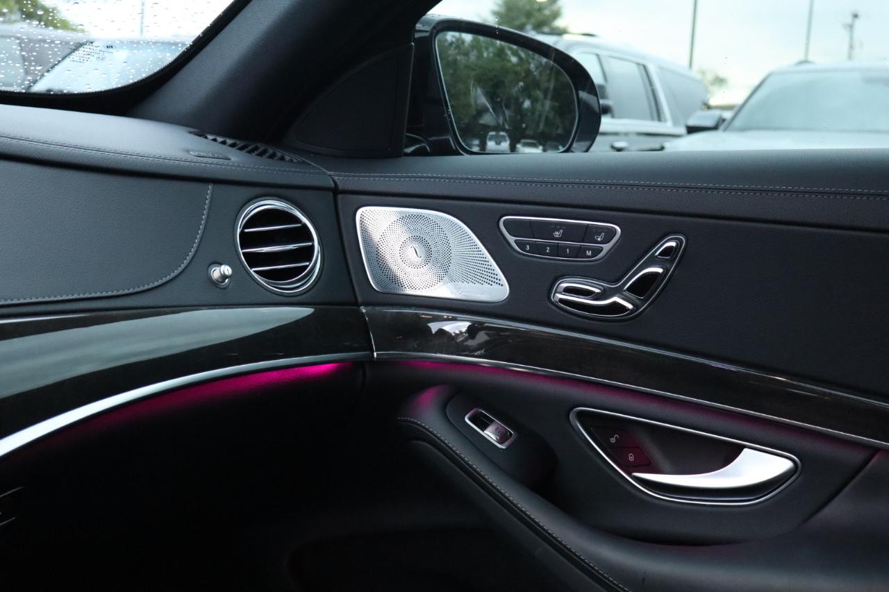 Mercedes-Benz S-Class S560 4MATIC 2019