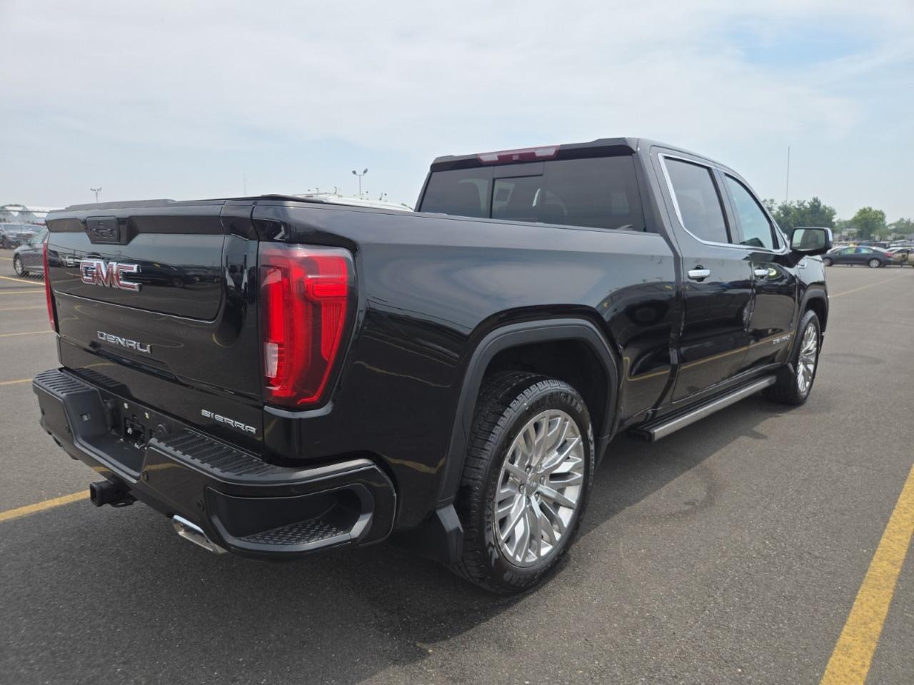 GMC Sierra 1500 Denali Crew Cab 4WD 2019
