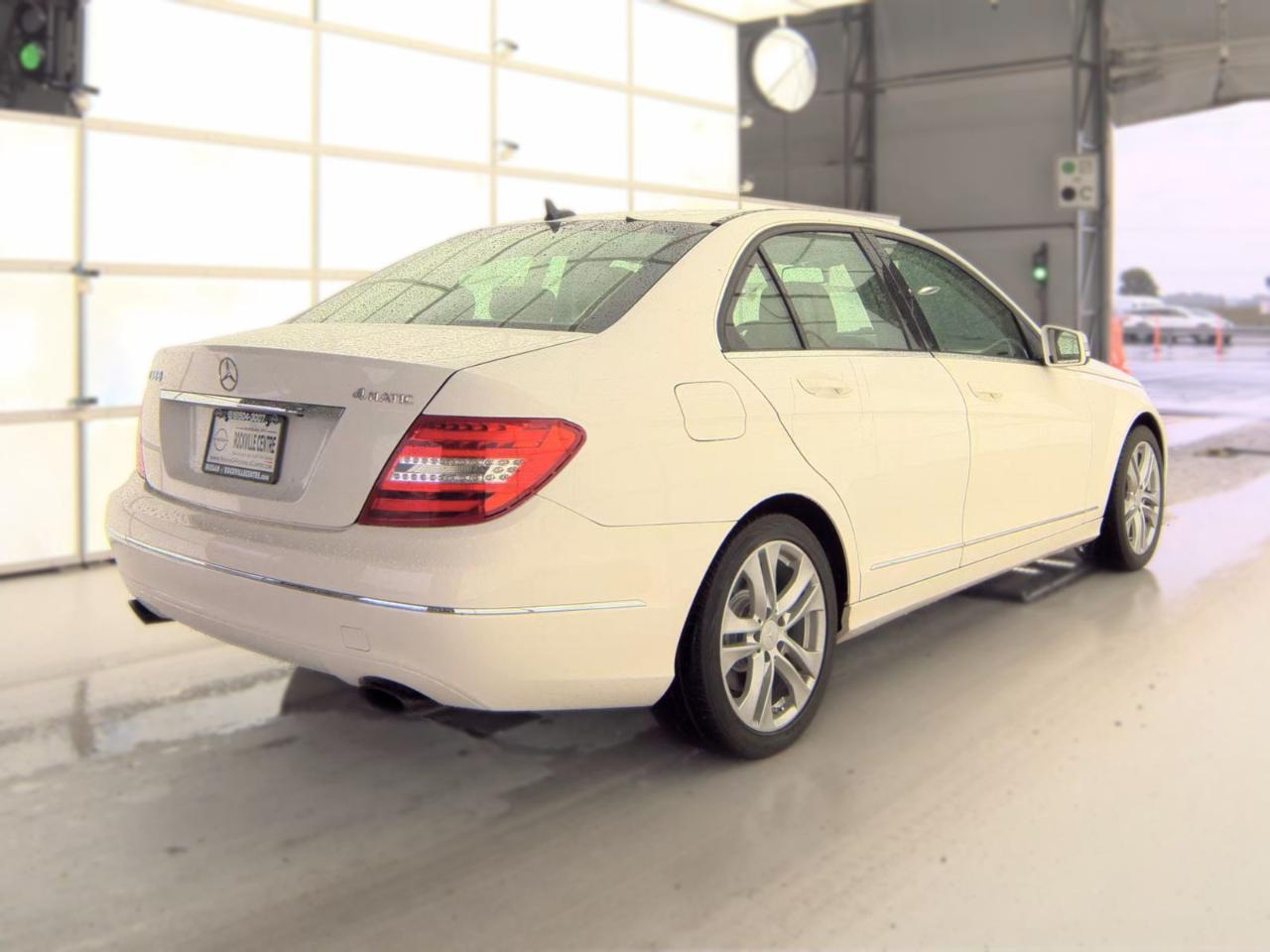 Mercedes-Benz C-Class C300 4MATIC Sport Sedan 2013