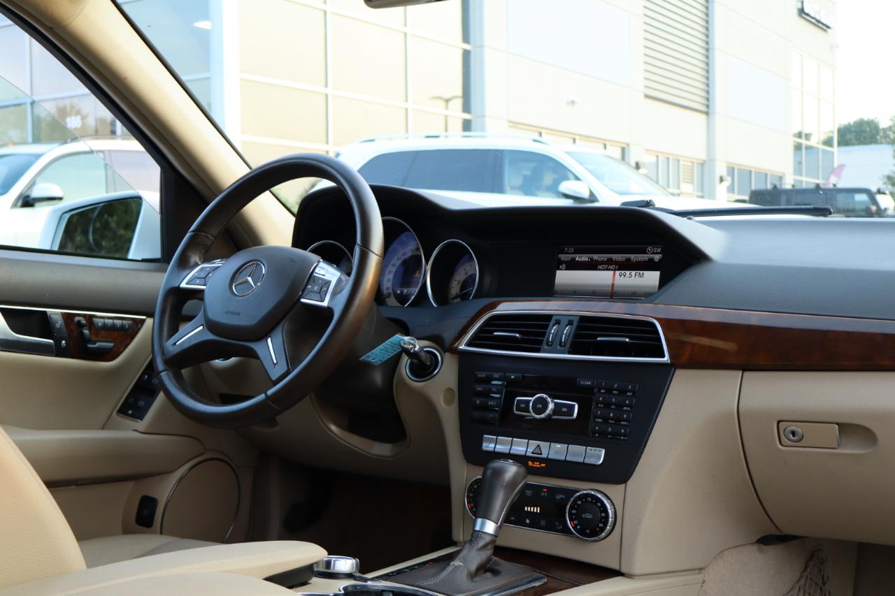 Mercedes-Benz C-Class C300 4MATIC Sport Sedan 2013