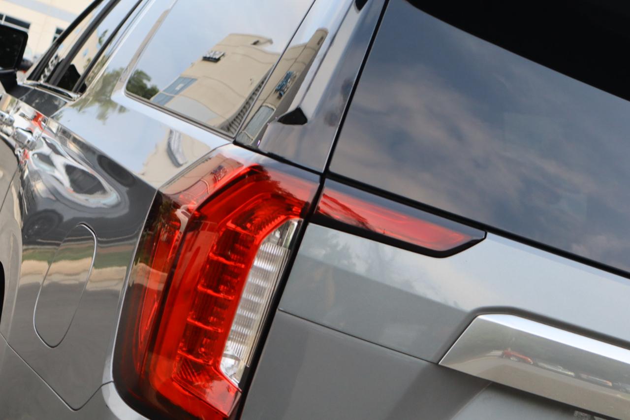 GMC Yukon XL Denali 4WD 2021