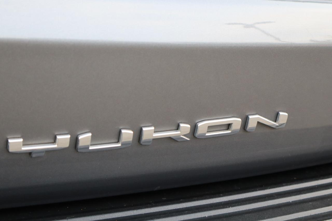 GMC Yukon XL Denali 4WD 2021