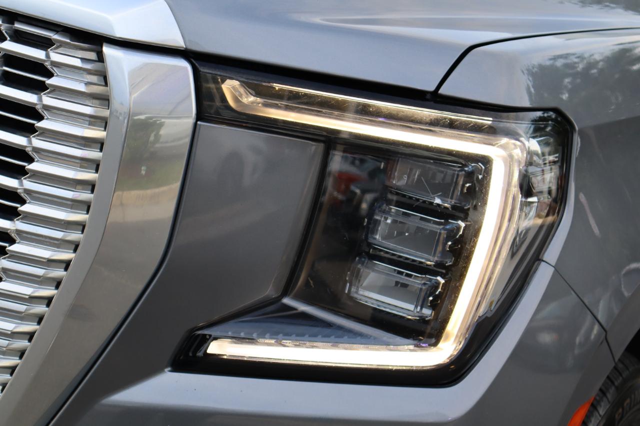 GMC Yukon XL Denali 4WD 2021