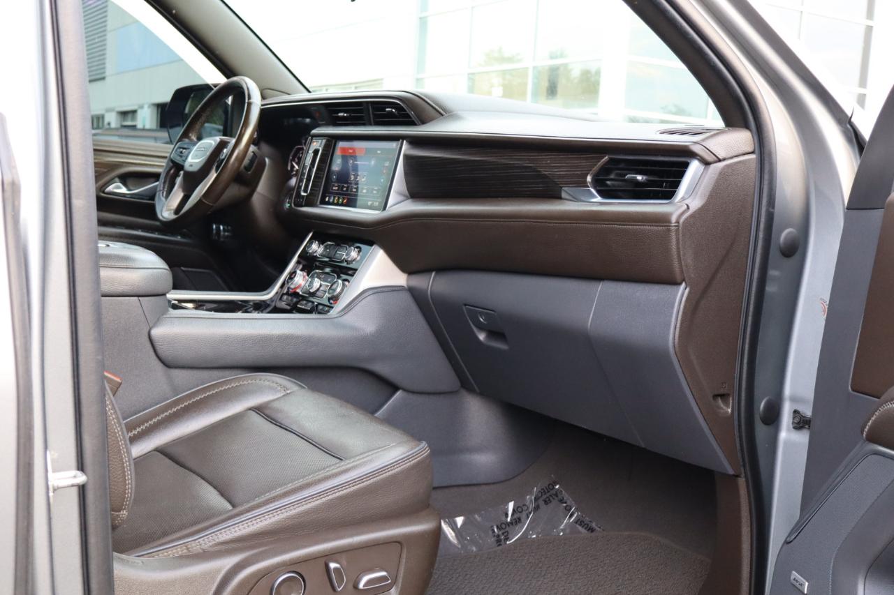 GMC Yukon XL Denali 4WD 2021