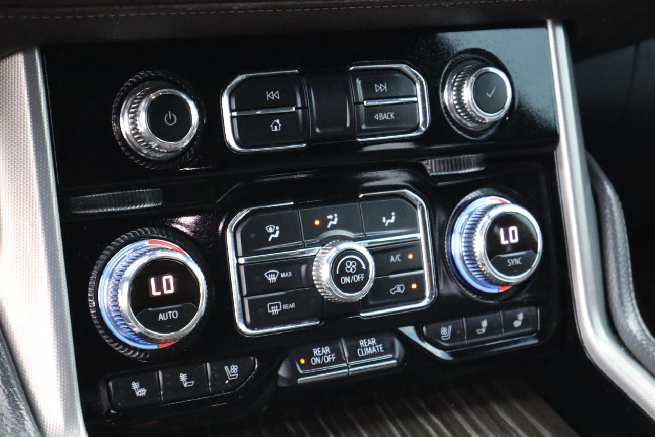 GMC Yukon XL Denali 4WD 2021