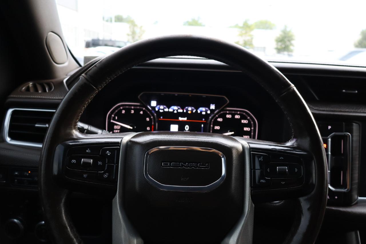 GMC Yukon XL Denali 4WD 2021