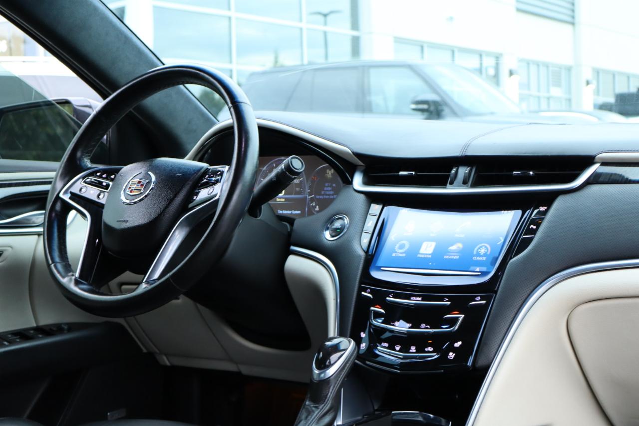 Cadillac XTS Vsport Platinum 4D Sedan AWD 2014